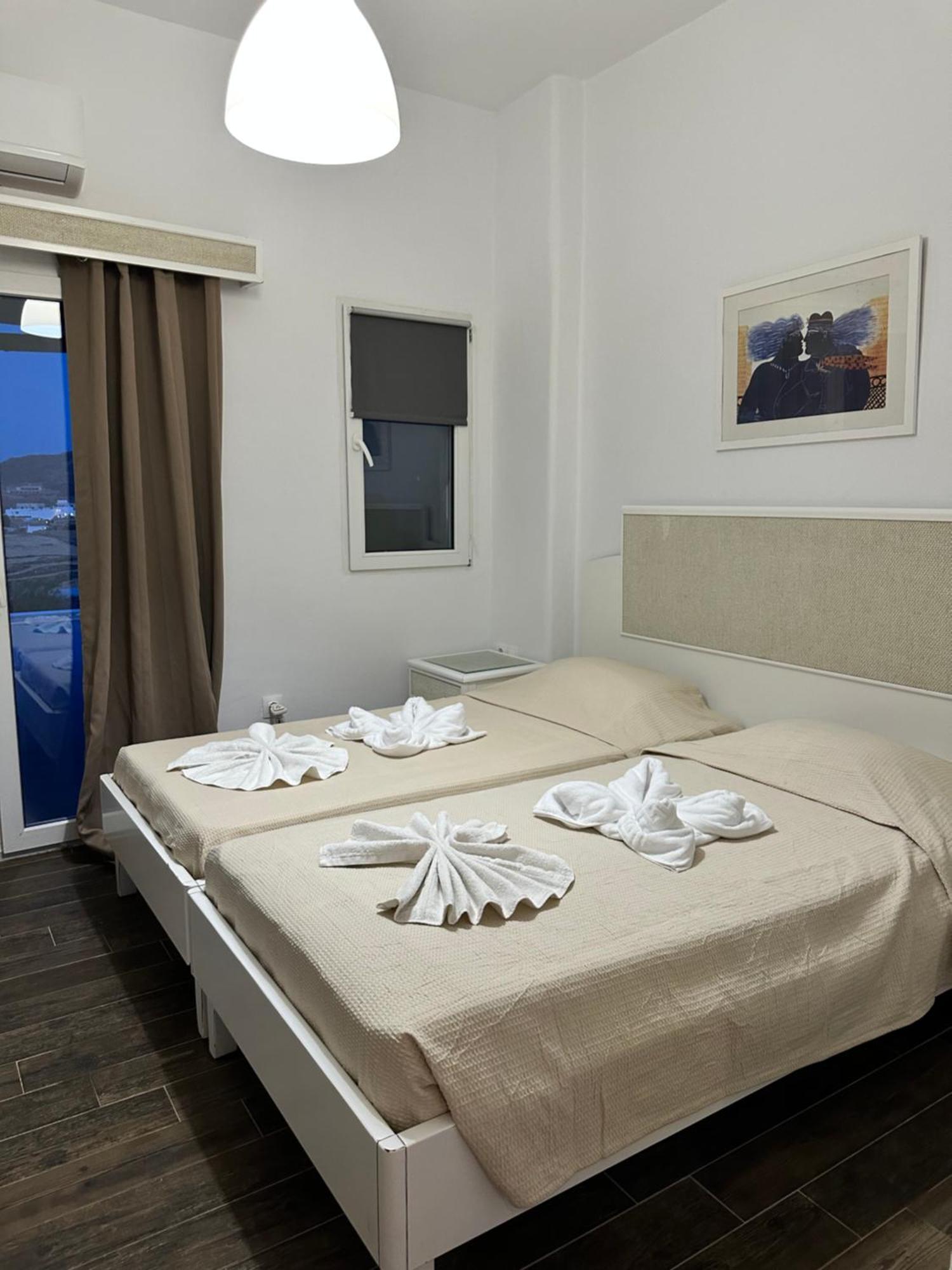 Ene'S Mykonos Apartment Klouvas Exterior photo