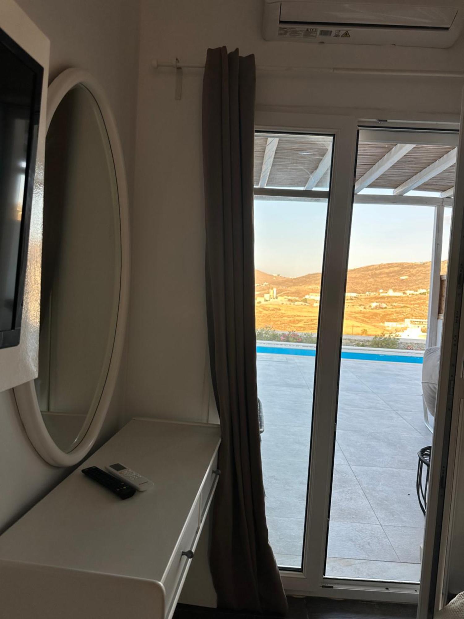 Ene'S Mykonos Apartment Klouvas Exterior photo