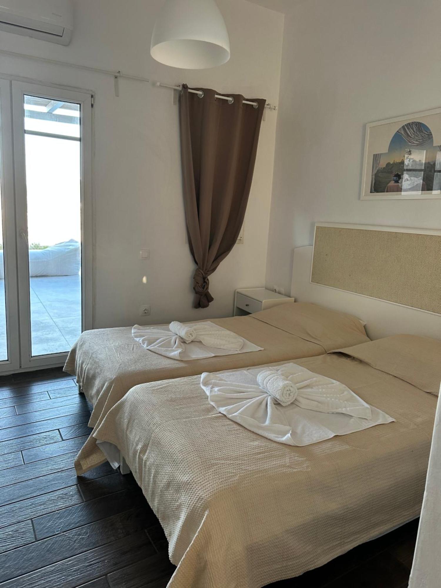 Ene'S Mykonos Apartment Klouvas Exterior photo